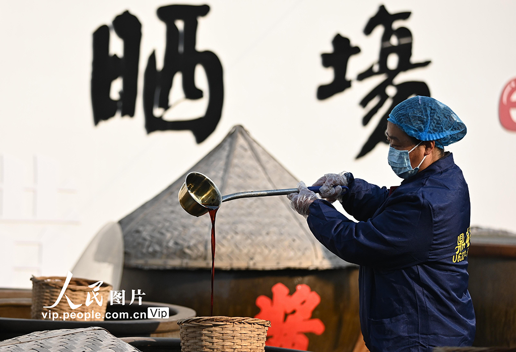 山東滕州：新春至 釀醬忙【6】