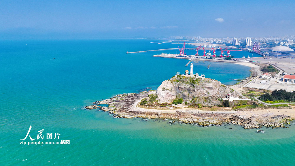 海南東方：魚鱗洲海岸風景秀美