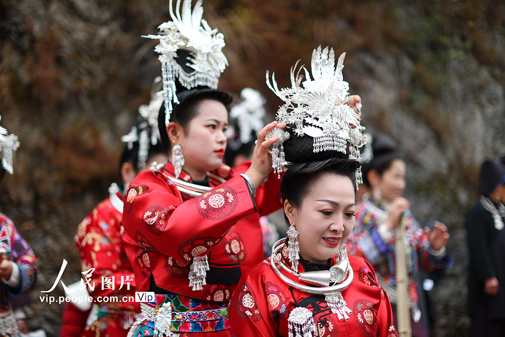 貴州丹寨：苗族姑媽回娘家 歡歡喜喜迎新春